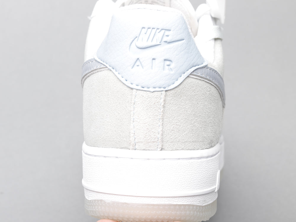 LW - AF1 light blue stitching