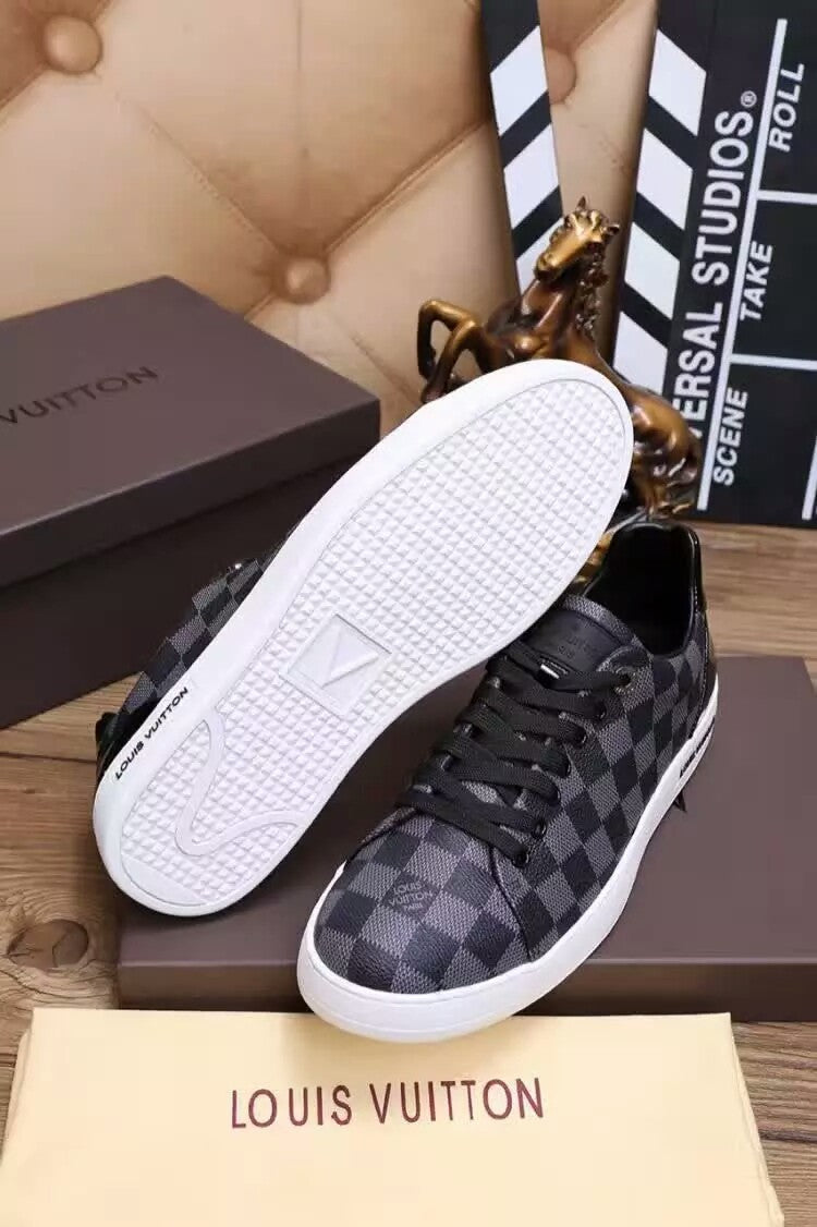 LW - LUV Black Sneaker