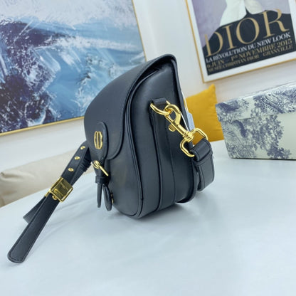 LW - Luxury Handbags DIR 076