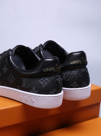 LW - LUV Casual Black Sneaker