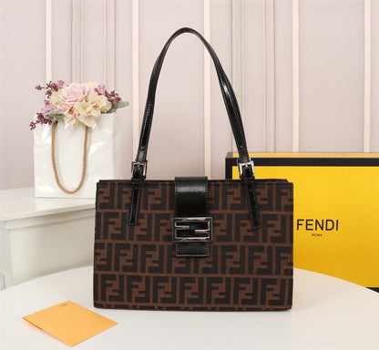 LW - Luxury Handbags FEI 015