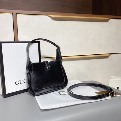 LW - Luxury Handbags GCI 239