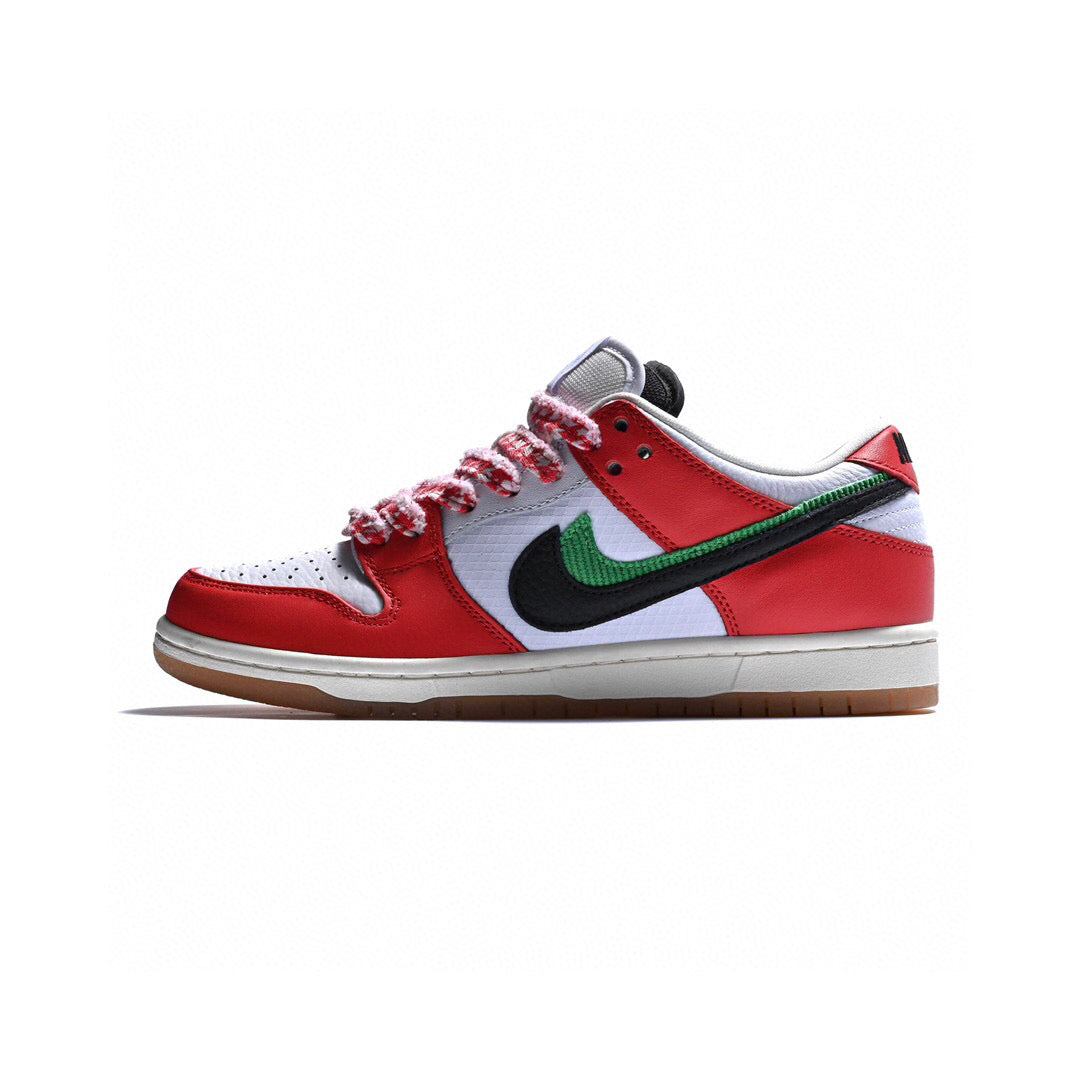 LW - Frame Skate x NKE SB Dunk Low