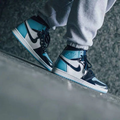 LW - AJ1 North Carolina Patent Leather