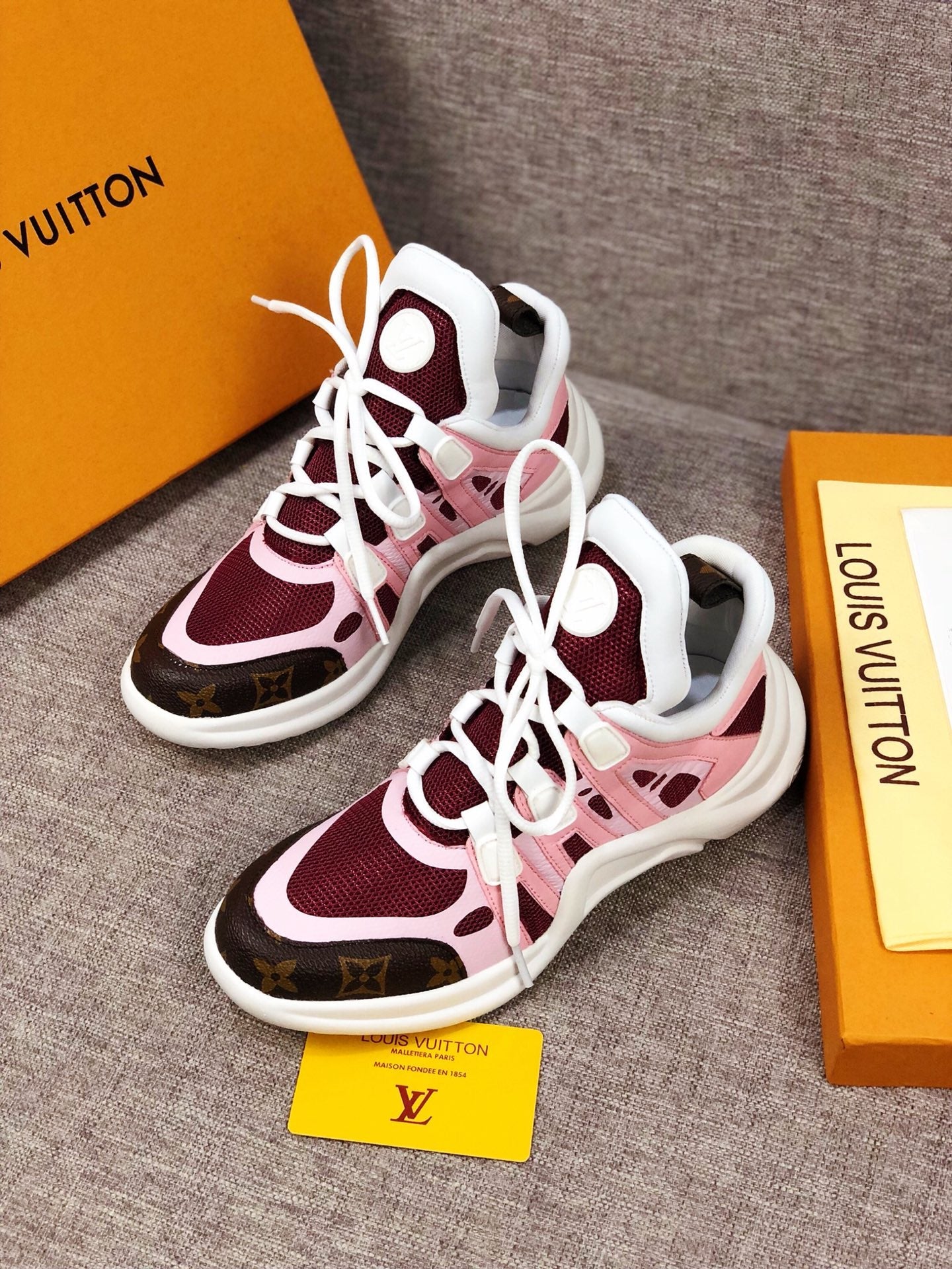 LW - LUV Archlight Pink Brown Sneaker