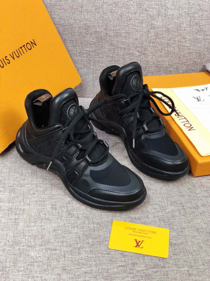 LW - LUV Archlight Full Black Sneaker