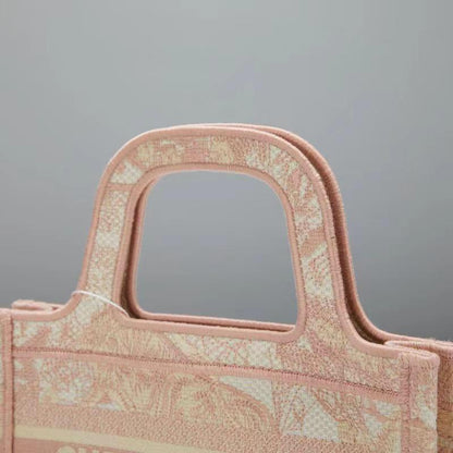 LW - Luxury Handbags DIR 270