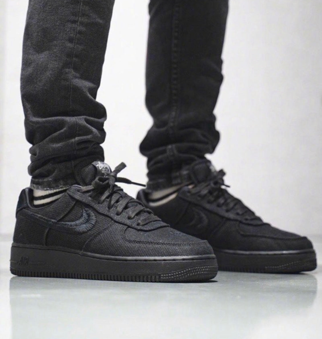 LW - Stussy x AF1 Pure Black