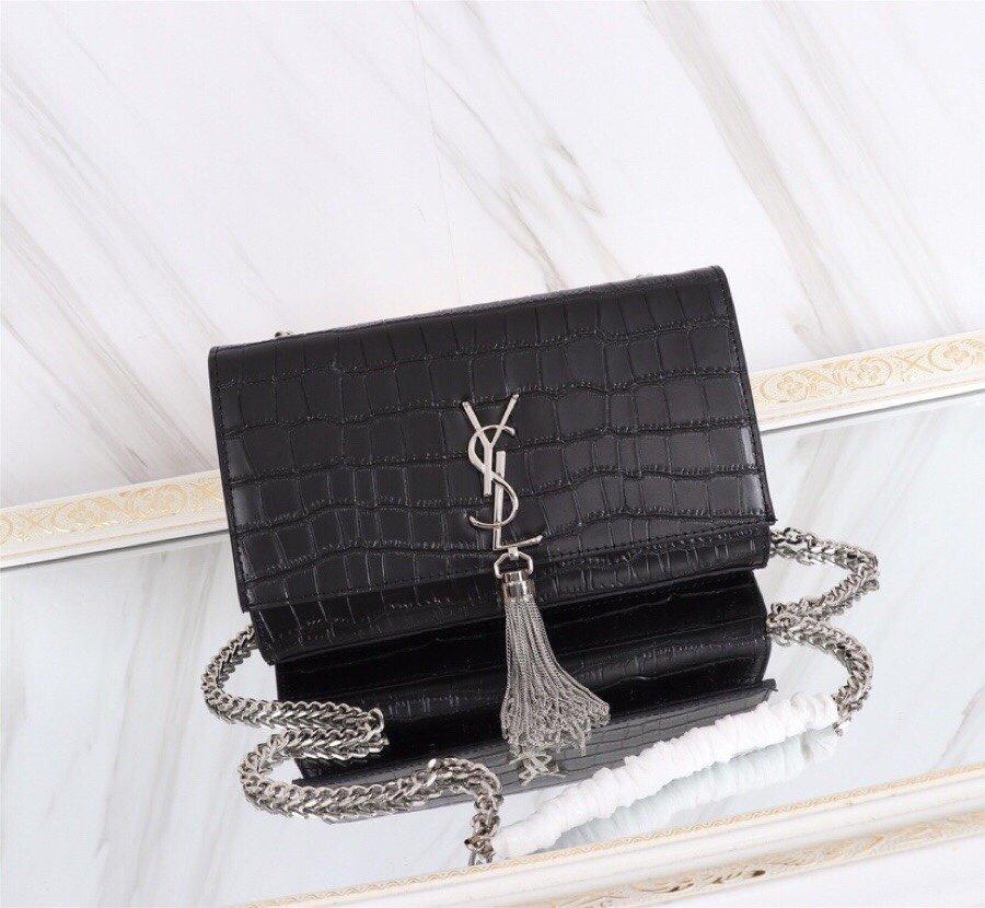 LW - Luxury Handbags SLY 043