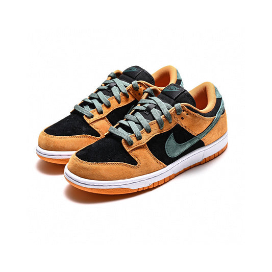 LW - NKE Dunk Ceramic Black Orange