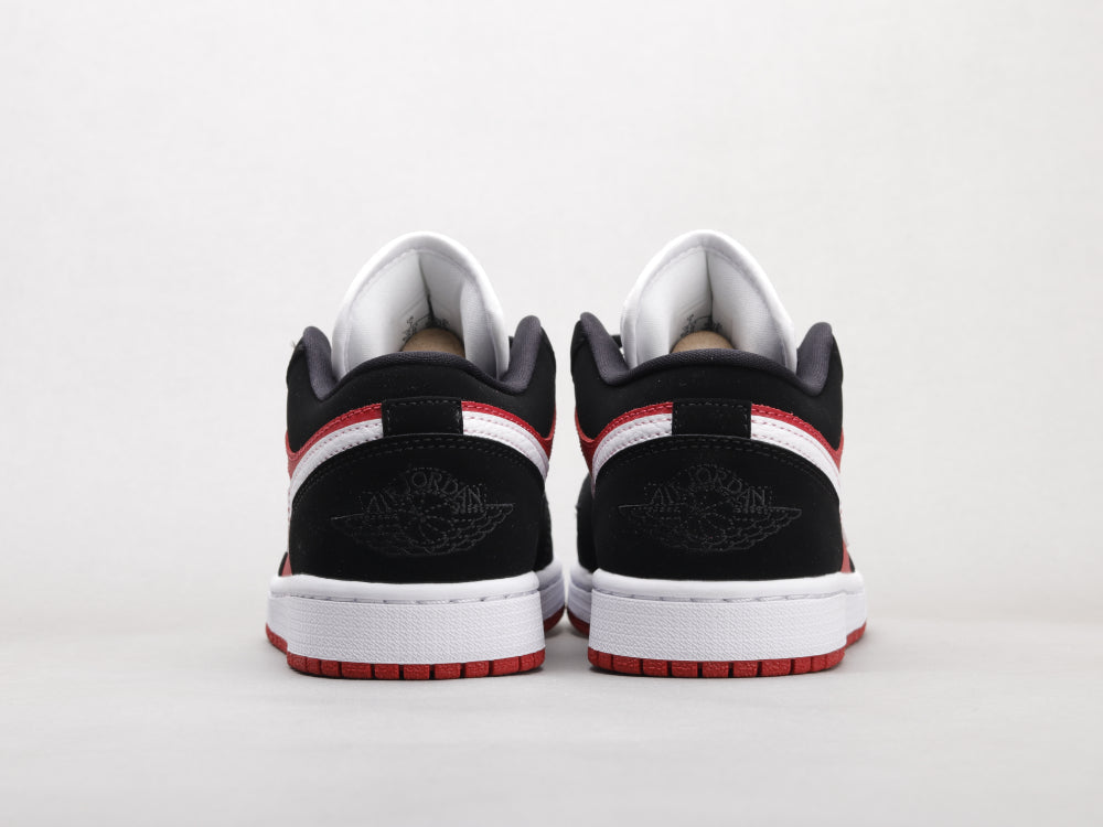 LW - AJ1 Chicago black and white red