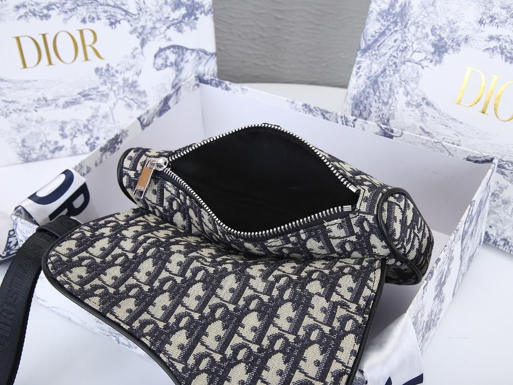 LW - Luxury Handbags DIR 100