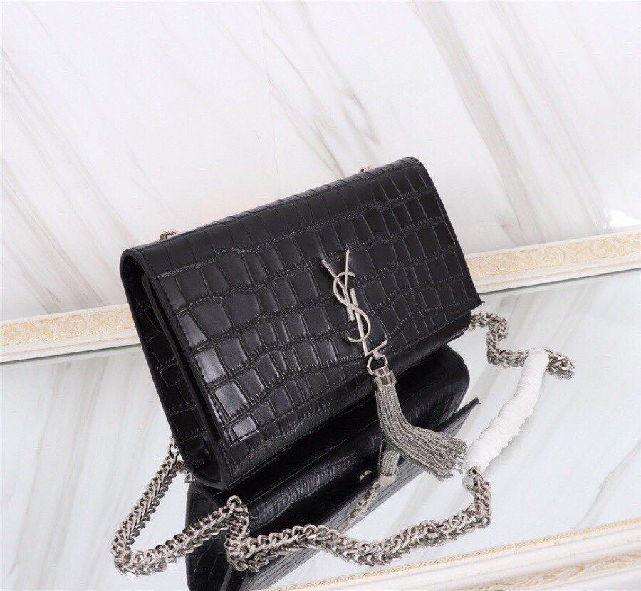 LW - Luxury Handbags SLY 043