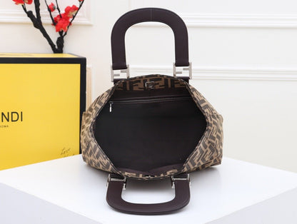 LW - Luxury Handbags FEI 102