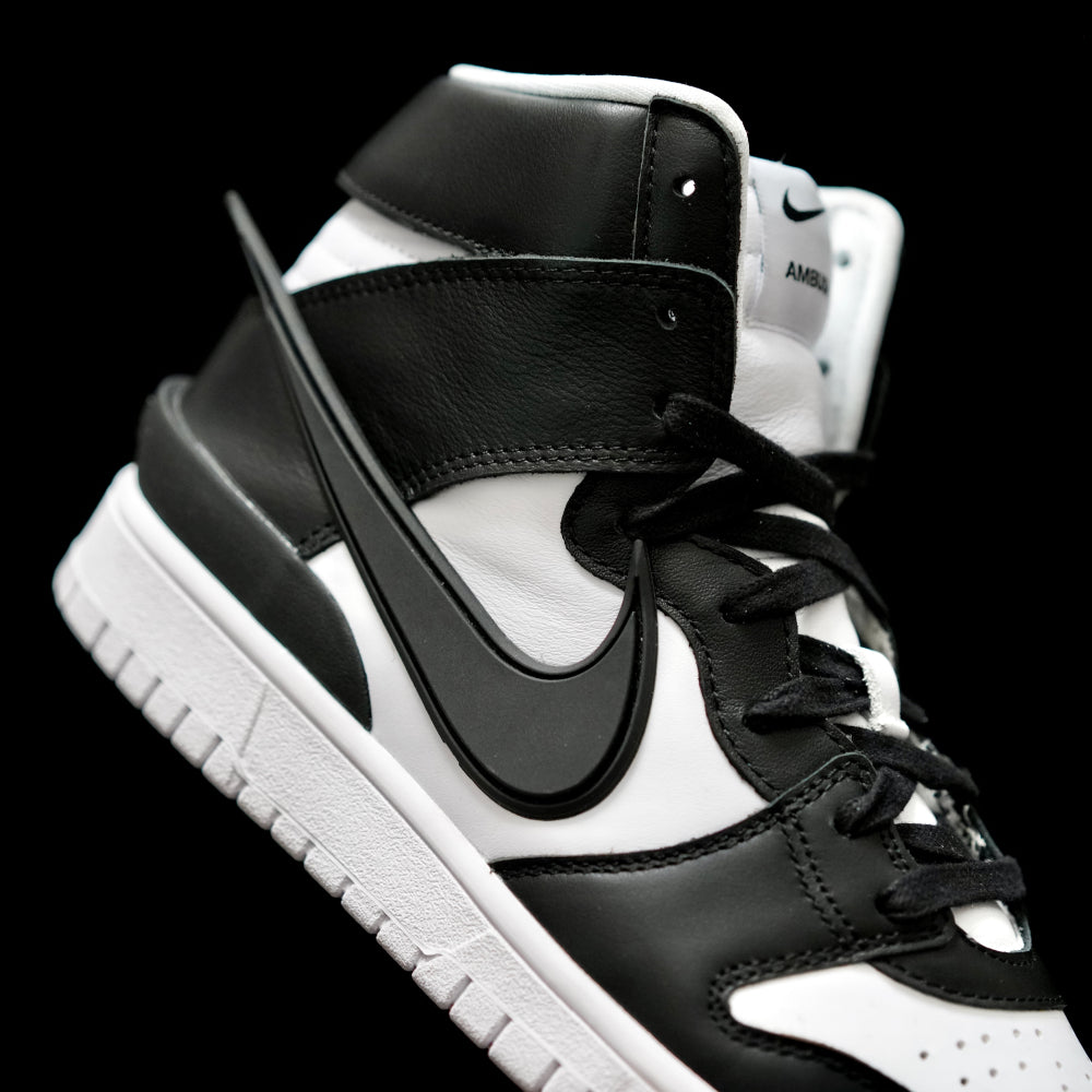 LW - AMBUSH x DUNK HIGH Black & White Collaboration