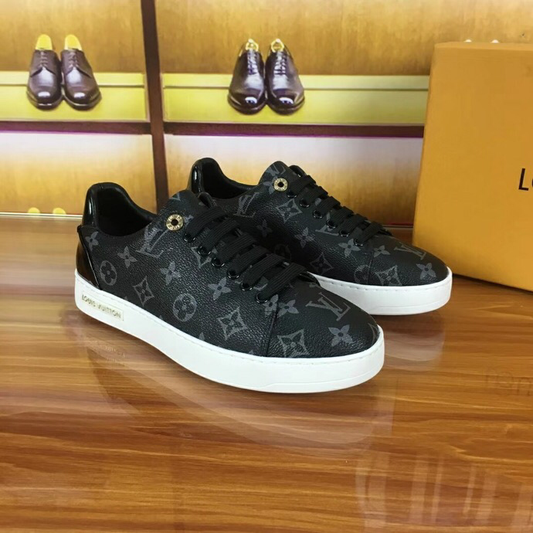 LW - New Arrival Luv Sneaker 047