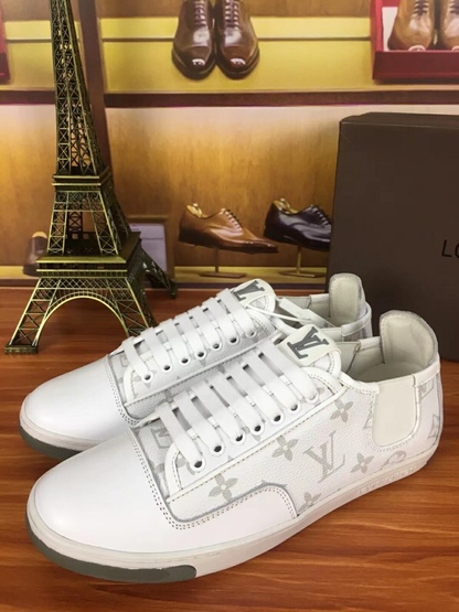 LW - New Arrival Luv Sneaker 046