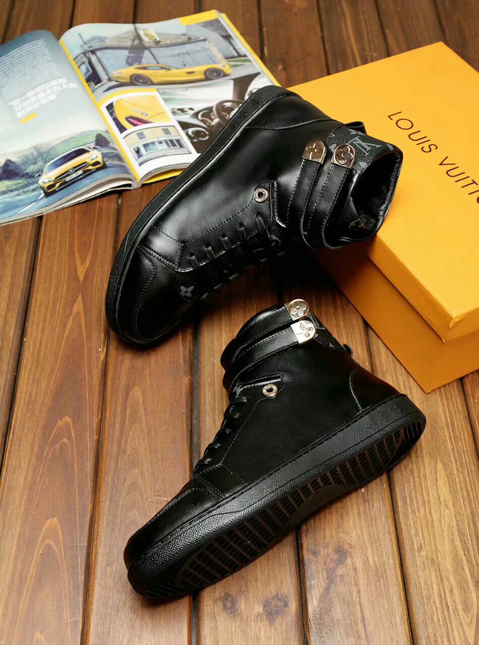 LW - LUV HIgh Top Black Sneaker